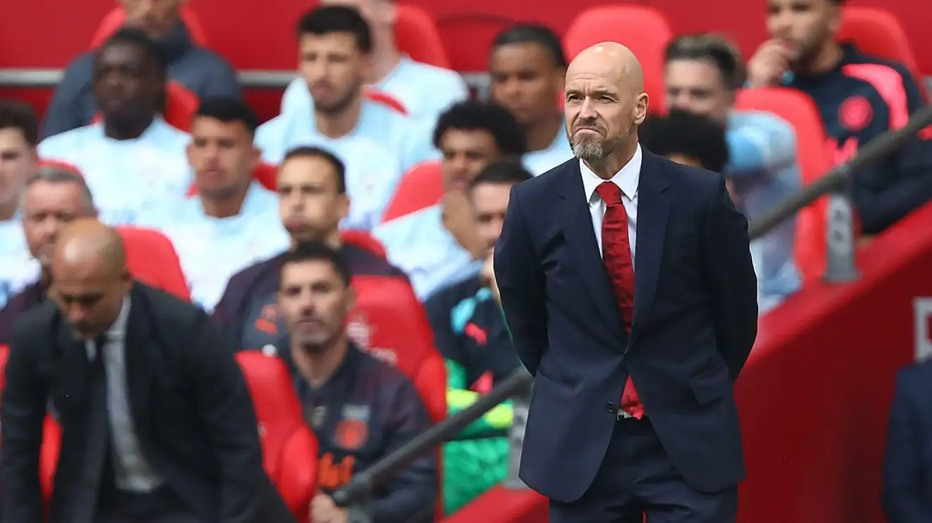 Man Utd players 'mocked' Ten Hag behind his back with 'more harmony required' 1 Male Utd optimal pooch Erik ten Hag