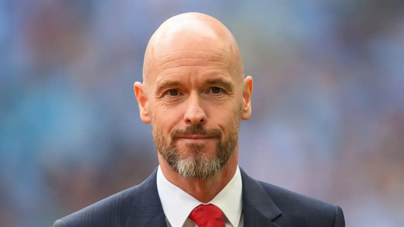 Man Utd boss Ten Hag takes brutal swipe at England boss Southgate after Serbia win 1 Male Utd top pet pet Erik 10 Hag on England