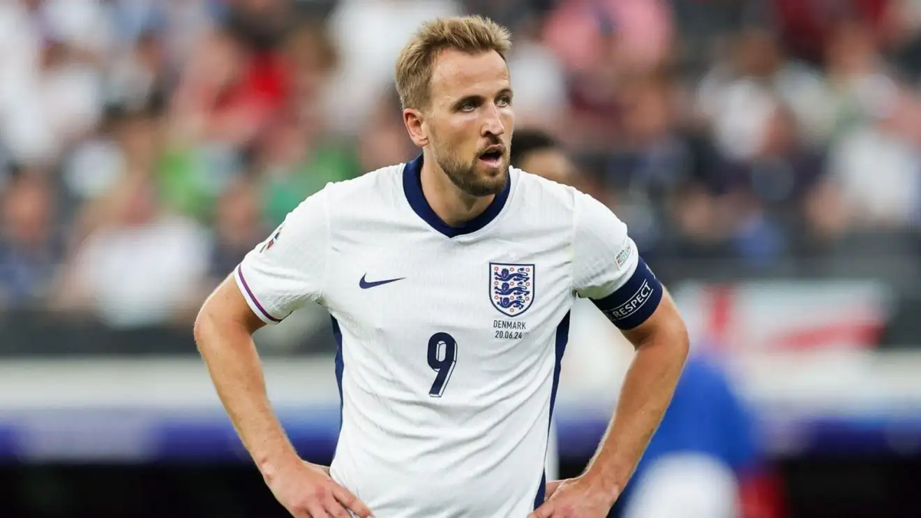 England: Harry Kane responds to squad friction report after Three Lions duo 'exchanged words' 1 Harry Kane England