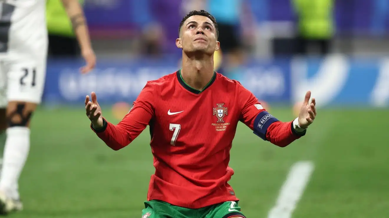Ronaldo 'earned' right to 'anger' Man Utd star Fernandes at Euro 2024 despite 'frustrating' decision 1 Ronaldo being Ronaldo