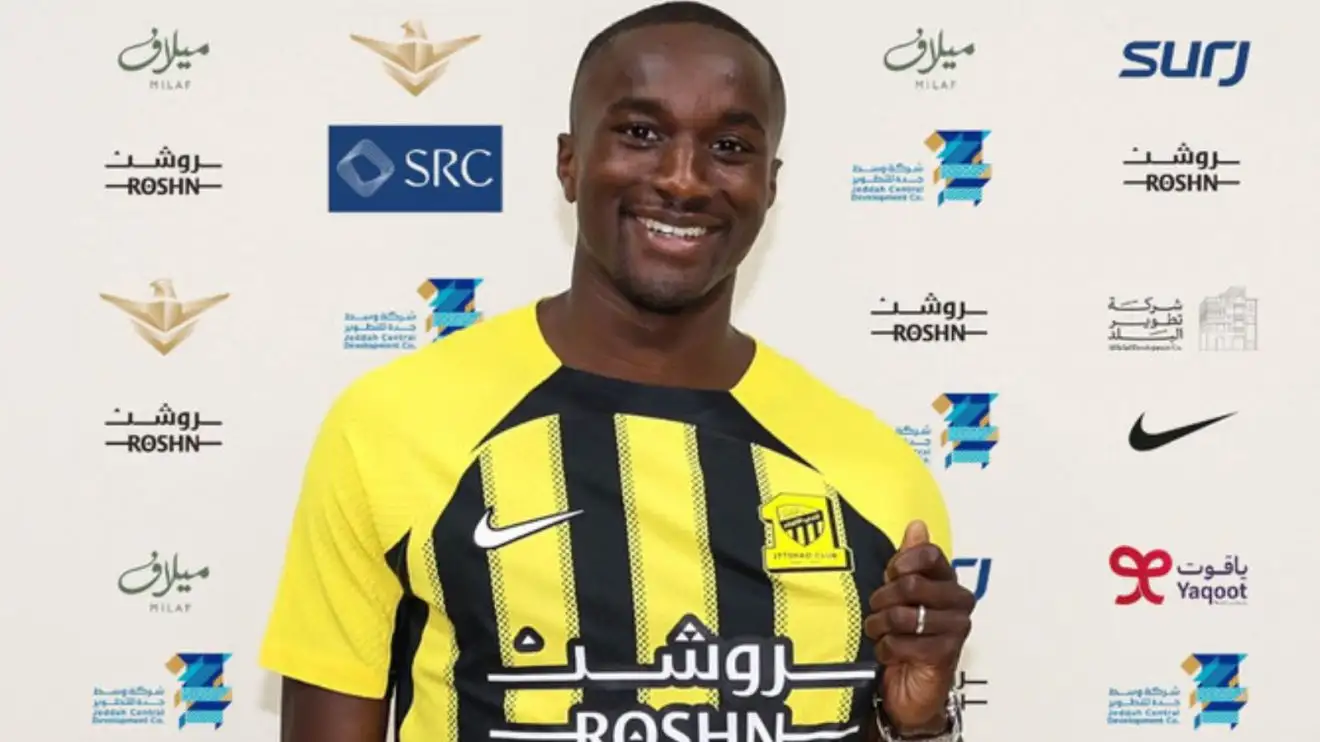 Moussa Diaby ký hợp đồng với Al-Ittihad