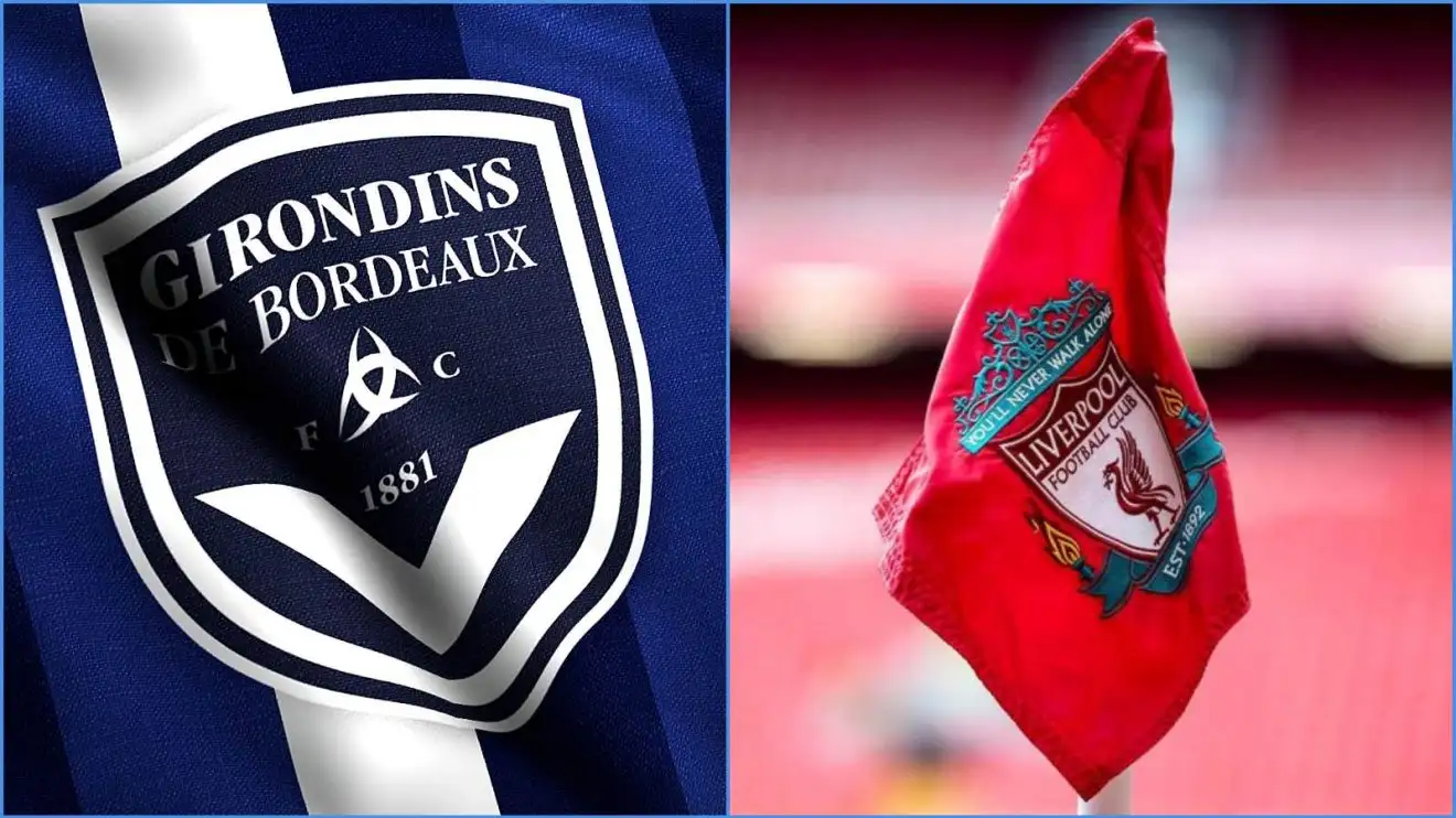 Huy hiệu Bordeaux và cờ góc Liverpool