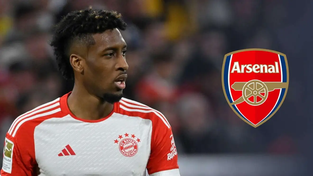 Kingsley Coman với huy hiệu Arsenal