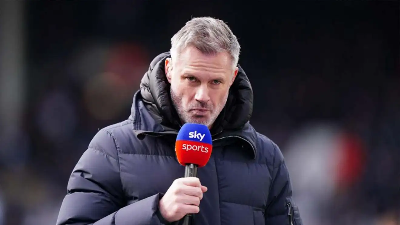 Jamie Carragher làm bình luận viên cho Sky Sports