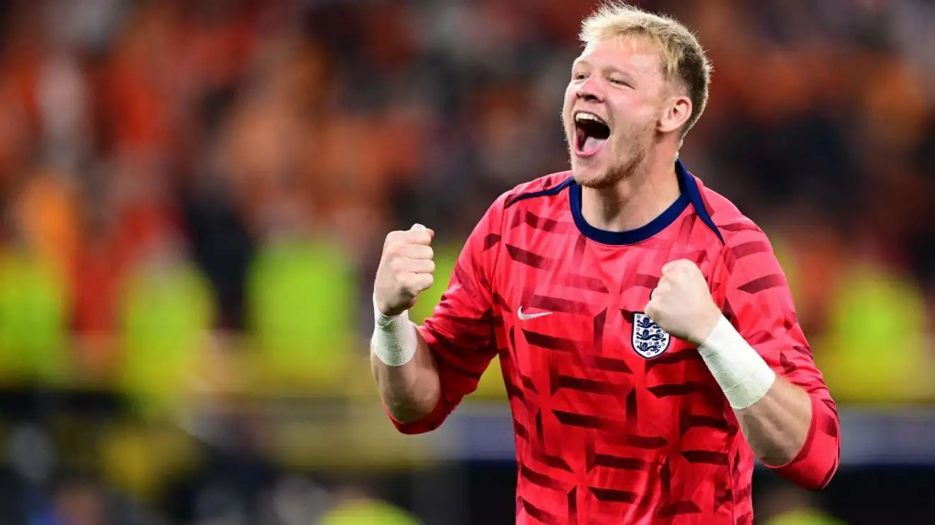 Arsenal goalkeeper Aaron Ramsdale memorializes after an England win