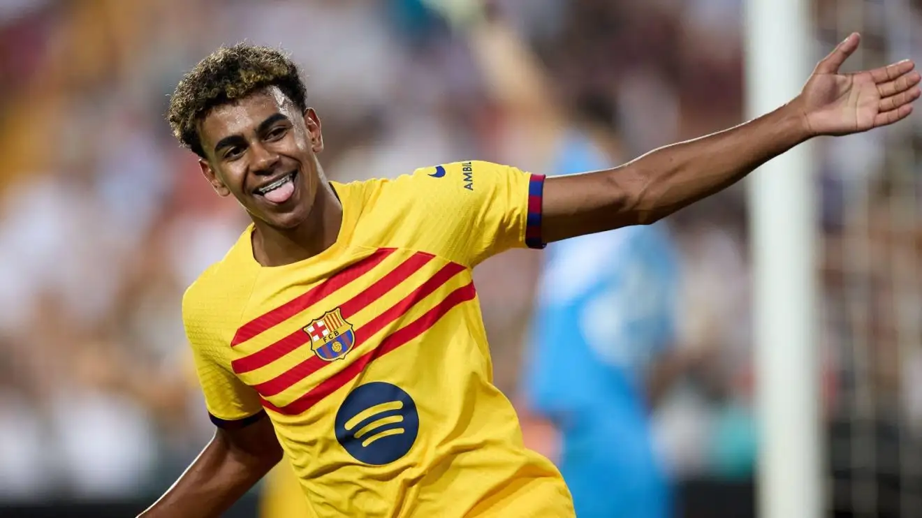 Man City transfer: World-record bid for Barcelona superstar 'launched' as La Liga giants given 'difficult' choice 1 Yamal Barcelona