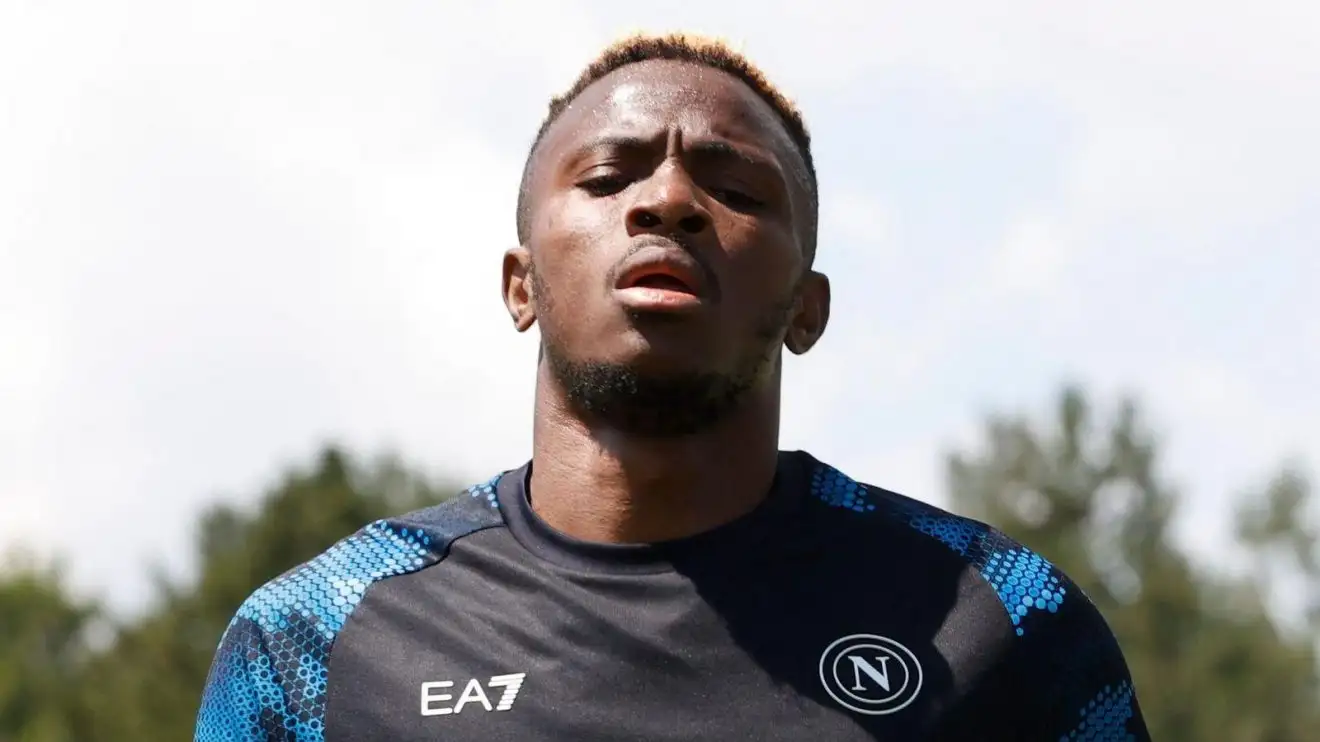 Tiền đạo Victor Osimhen của Napoli trong buổi tập