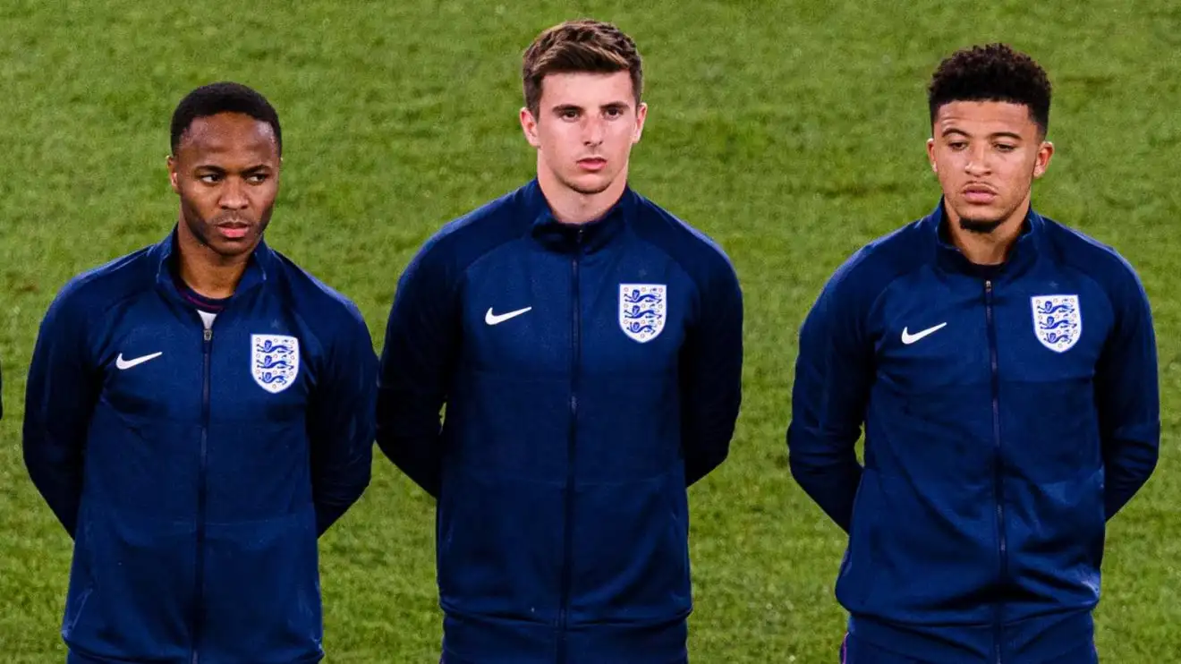 Sancho to Chelsea 'edging closer' with Man Utd sale hinging on Arsenal interest in forward 1 Raheem Sterling, Mason Install and also Jadon Sancho pitch upwards in days gone by a match