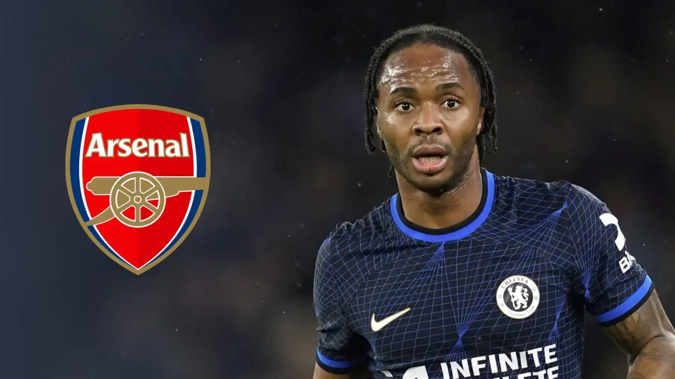 Cầu thủ chạy cánh Raheem Sterling của Arsenal