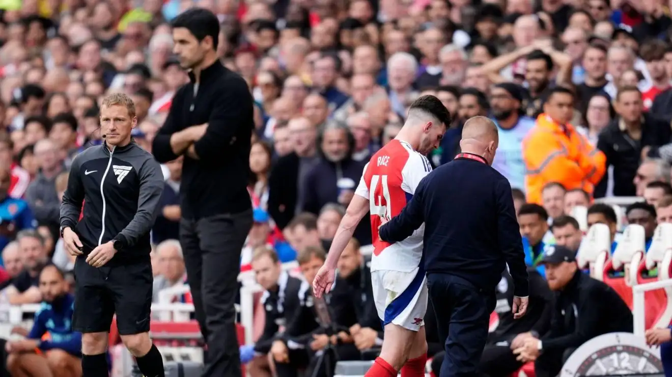 Medley head consultant Mikel Arteta on the touchline as midfielder Declan Rice is sent off