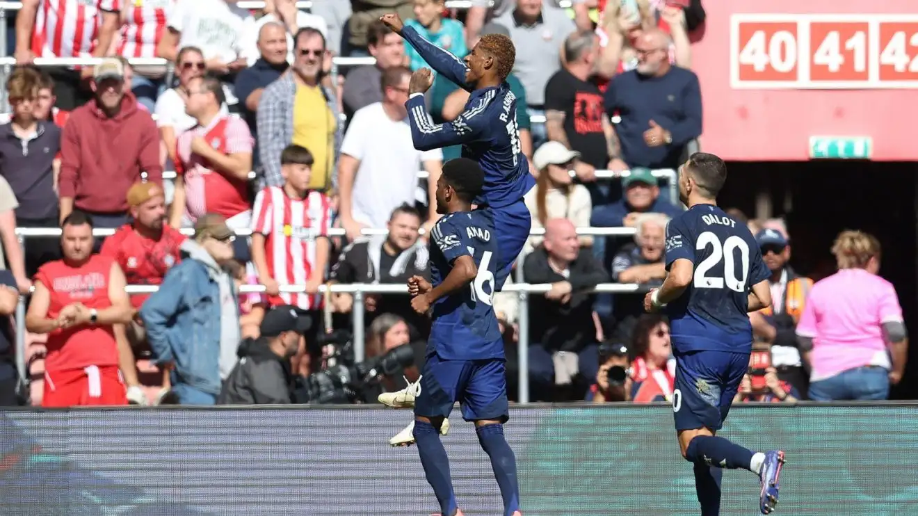 Marcus Rashford celebrates his Man Utd goal