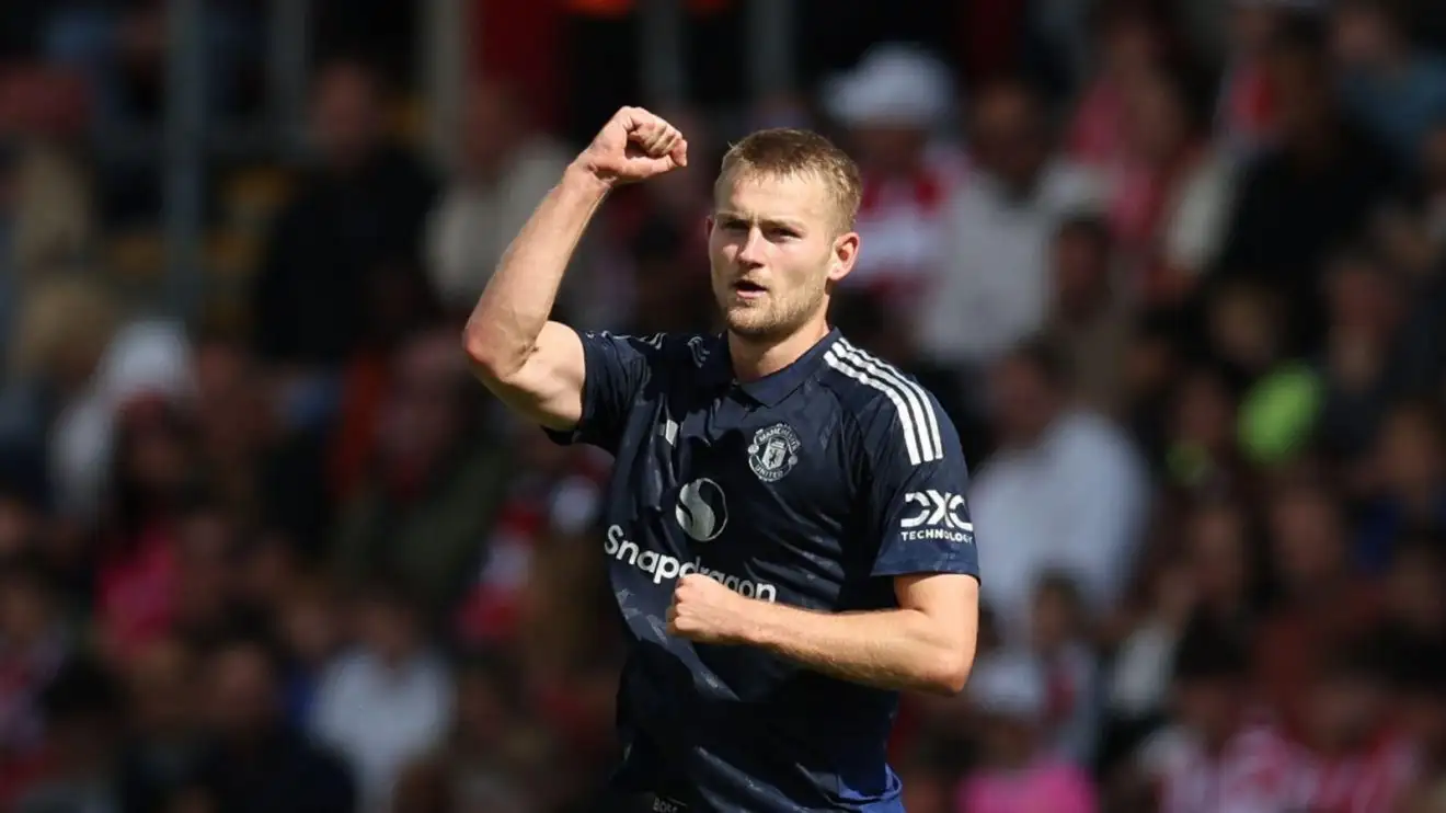 De Ligt reserves special praise for Man Utd team-mate who 'changed the game' vs Southampton 1 Male Utd protector Matthijs De Ligt