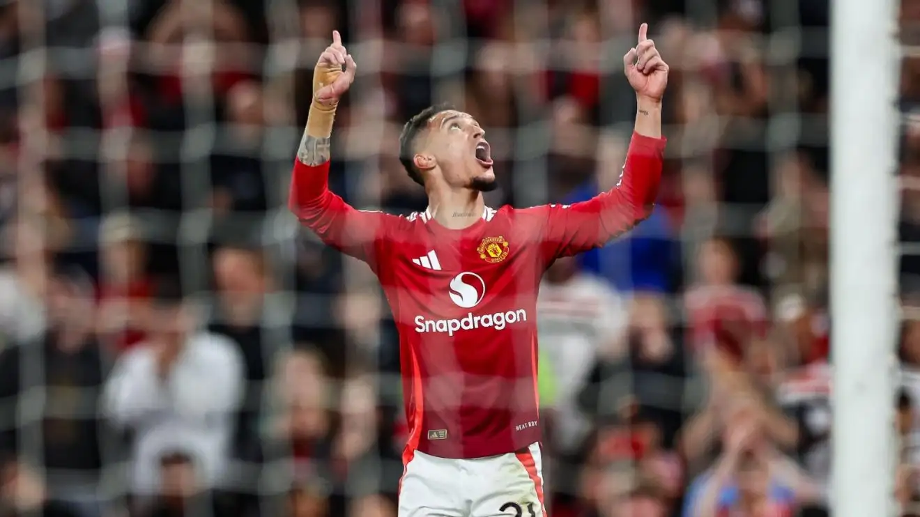 Man Utd boss Ten Hag responds to Rashford's decision to hand penalty to Antony 1 Male Utd winger Antony