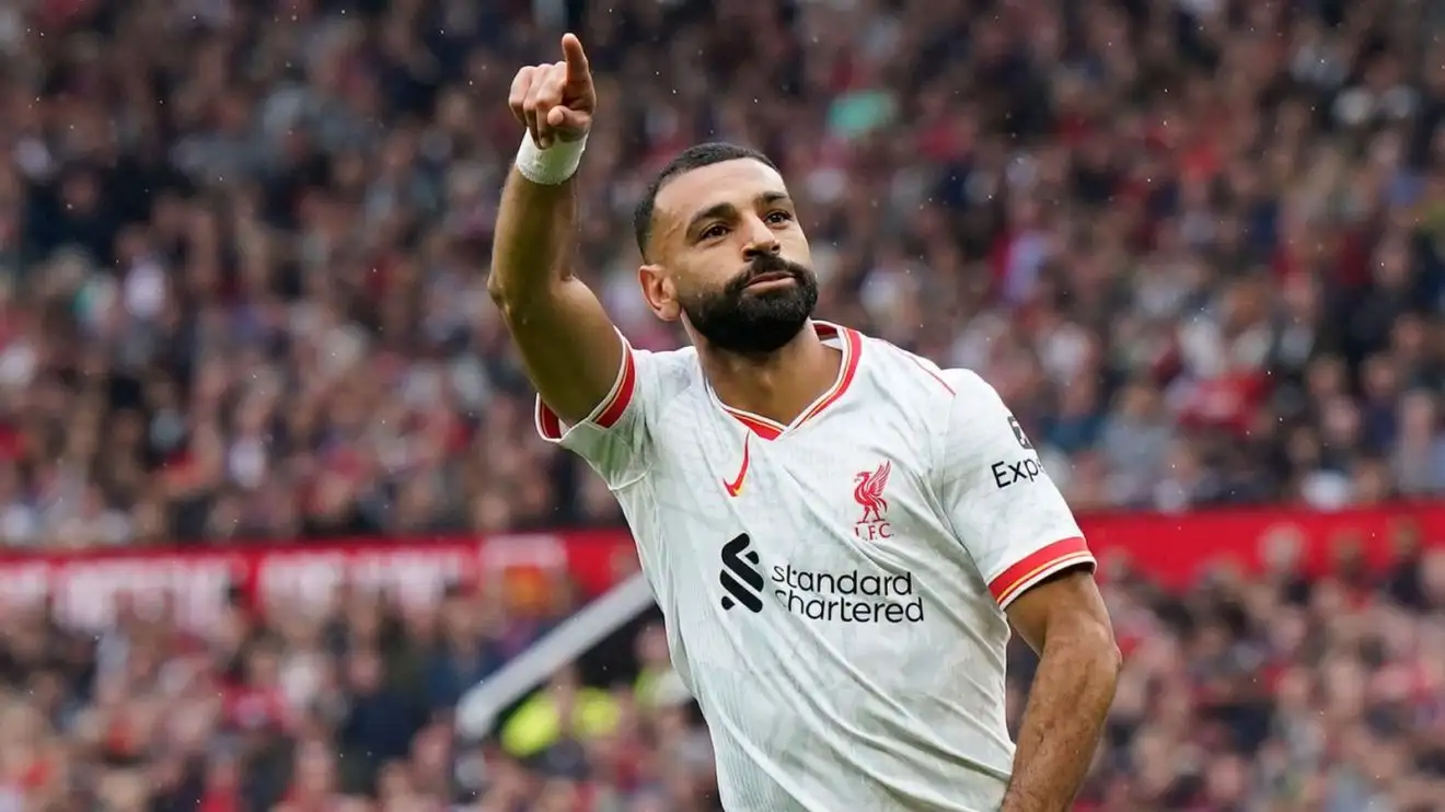 How did we all miss the massive Liverpool contract 'hint' Mo Salah gave us against Manchester United? - Football365 1 Liverpool forward Mo Salah commemorates versus Man Utd