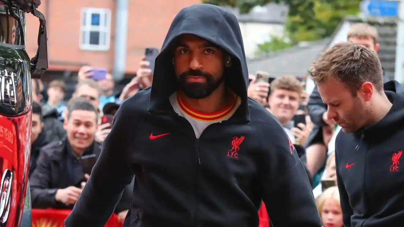 Liverpool to 'break the bank' to keep superstar as Slot gets 'desperate' over nervy contract situation 1 Liverpool forward Mohamed Salah