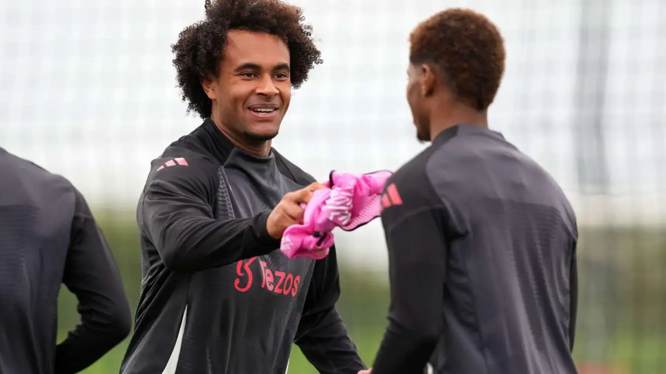 Man Utd signing warned he could flop ‘hard’ and told which club he should have joined instead 1 Male Utd's Joshua Zirkzee