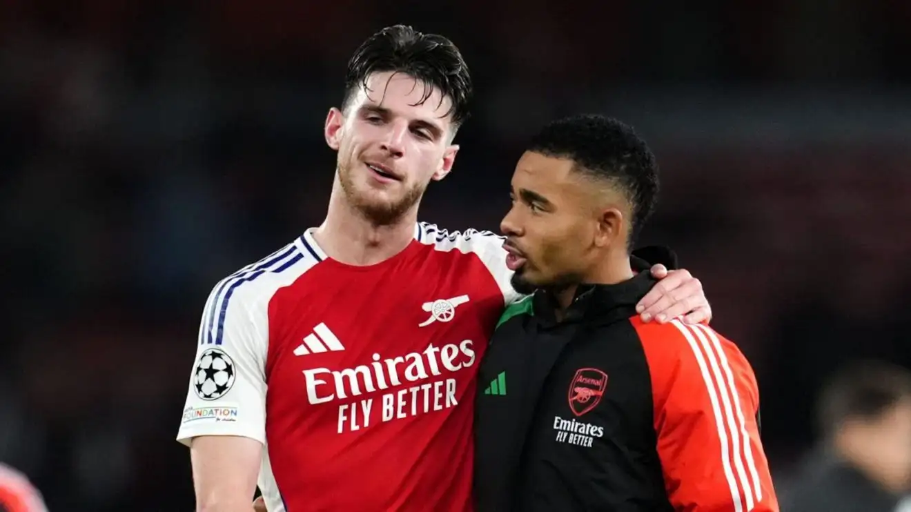 Cầu thủ Arsenal Declan Rice và Gabriel Jesus