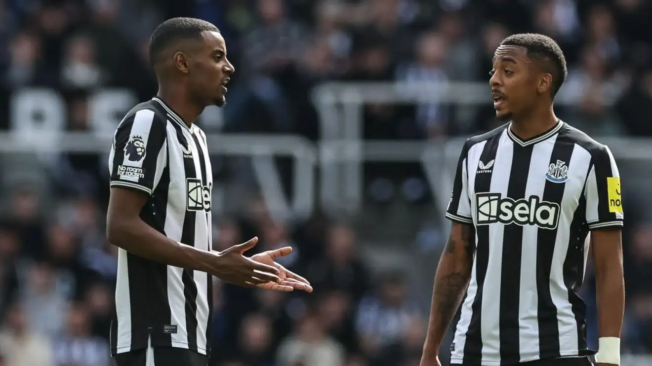 Newcastle insiders 'massively frustrated' with 'disappointing' star amid Howe dig as staff 'expect more' 1 Newcastle Joined Joe Willock Isak