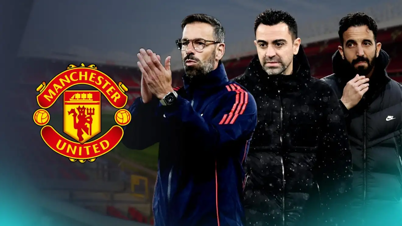 Xavi, Ruud and Amorim with Man Utd badge