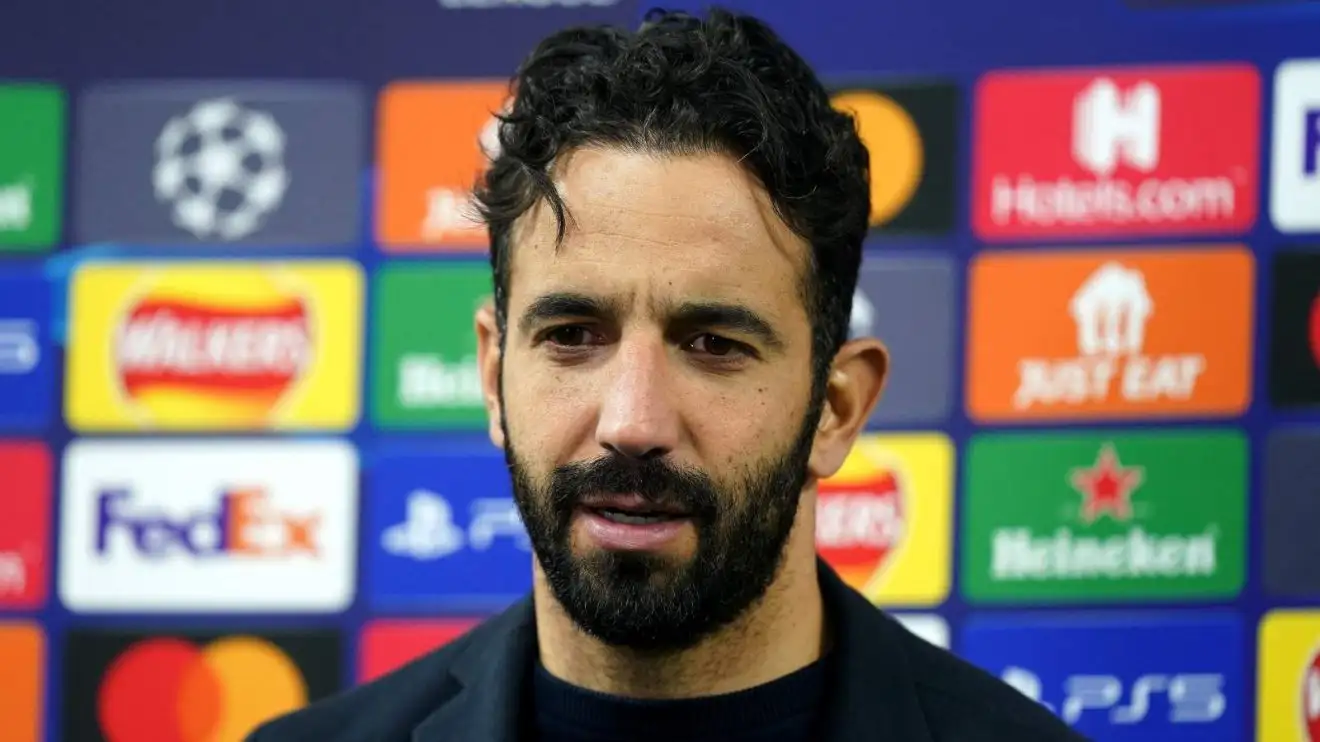 Amorim to Man Utd: 39-year-old 'unlikely to change' key principle as Romano gives move 'here we go' 1 c?url=https%3A%2F%2Fd2x51gyc4ptf2q.cloudfront.net%2Fcontent%2Fuploads%2F2024%2F10%2F29161301%2FRuben Amorim Man Utd F3651