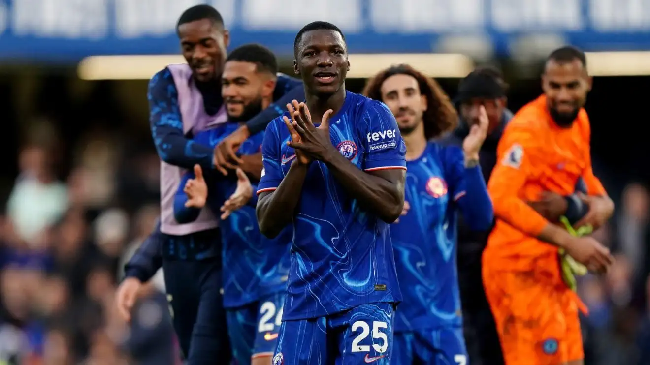 Liverpool blow as £115m Chelsea hijack advantage revealed in race for £50m star 1 Chelsea midfielder Moises Caicedo