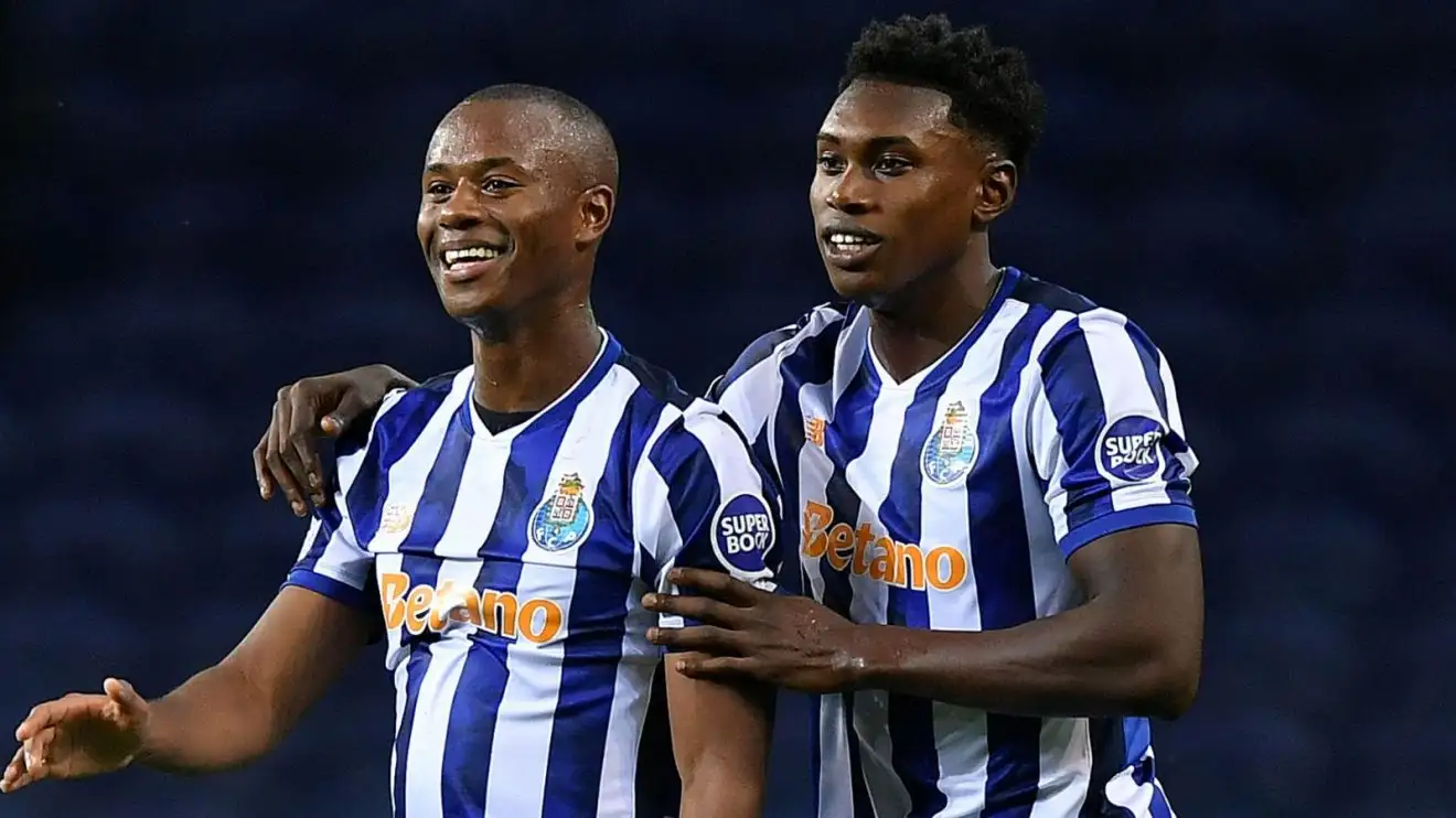 Man Utd 'fight' Chelsea to land £83m signing for Amorim after Gyokeres snub amid 'upper hand' reveal 1 Man Utd transmit Omorodion