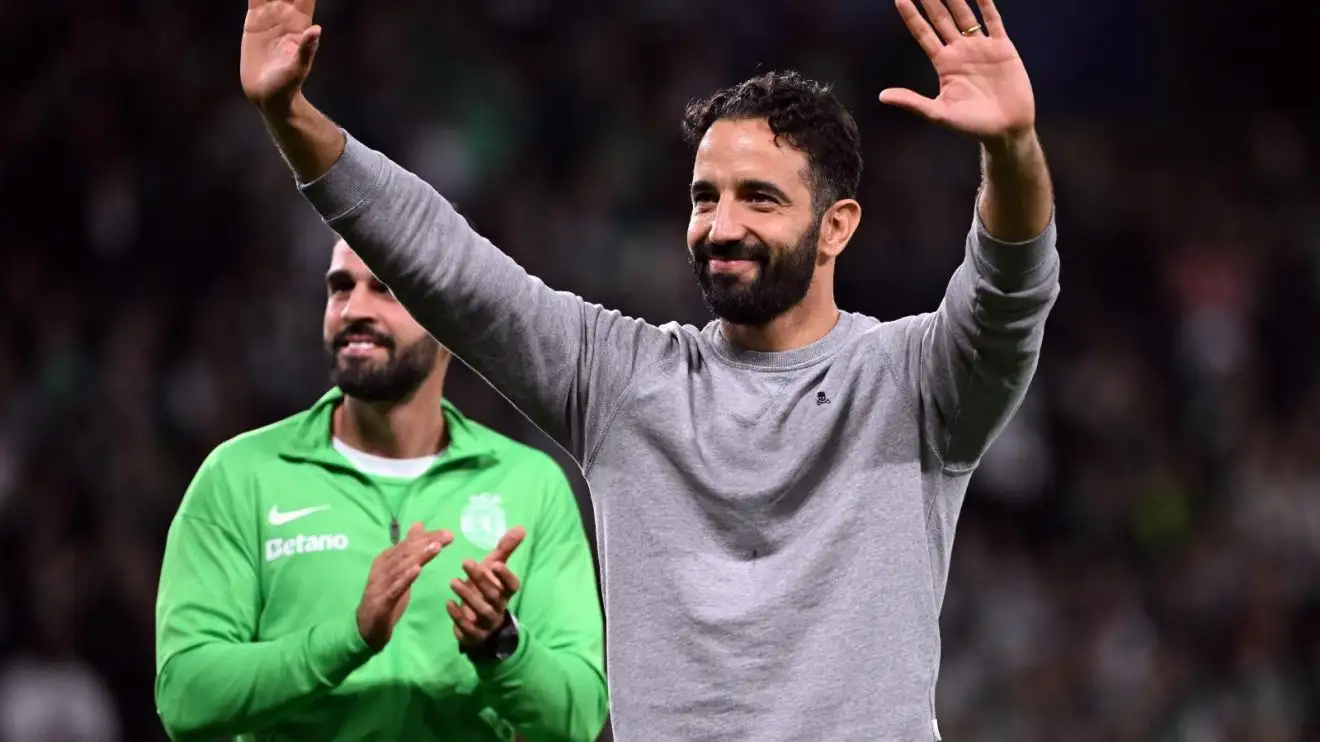 Sheringham names Man Utd star Amorim must get 'on board very quickly' if he is to succeed 1 Brand-gimmicky Male Utd head specialist Ruben Amorim recognizes the Underlining off followers