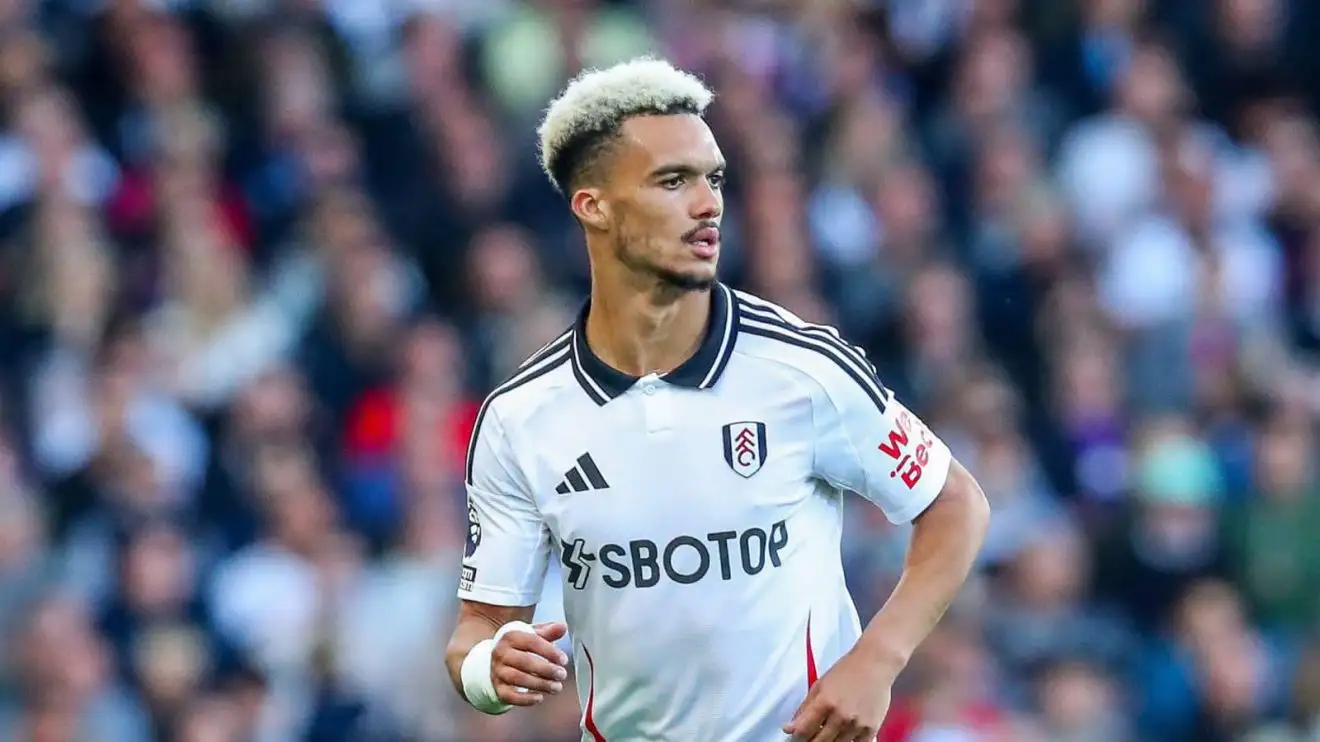 Liverpool prepare sacrifice of 97-game star for Prem left-back to bypass £40m deal 1 Antonee Robinson, Fulham
