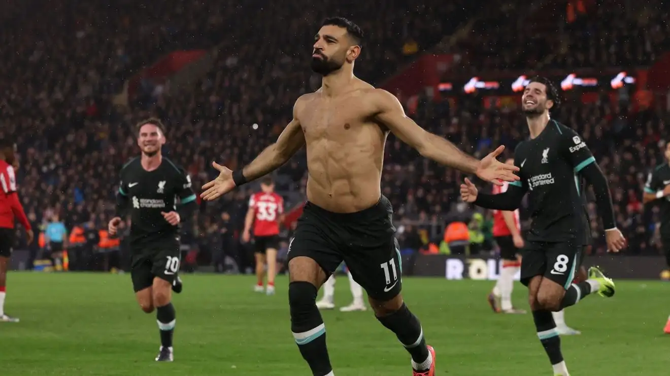 Huge Salah breakthrough with Liverpool star 'on the brink of signing a new two-year contract' 1 Liverpool onward Mohamed Salah