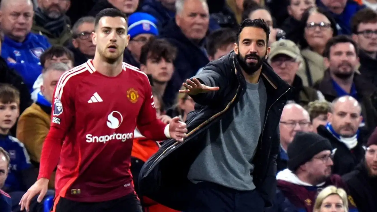 I spotted what they spotted from Ruben Amorim during Man Utd draw 1 Ruben Amorim and also Diogo Dalot