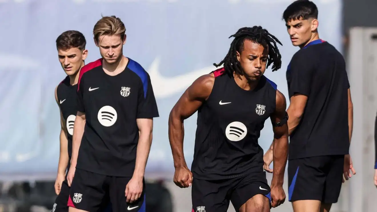 Liverpool: Barcelona star 'prime target' for 'aroused' Slot as 'strong possibility' 2025 transfer happens 1 Barcelona duo Frenkie de Jong and also Jules Kounde throughout a instructional session