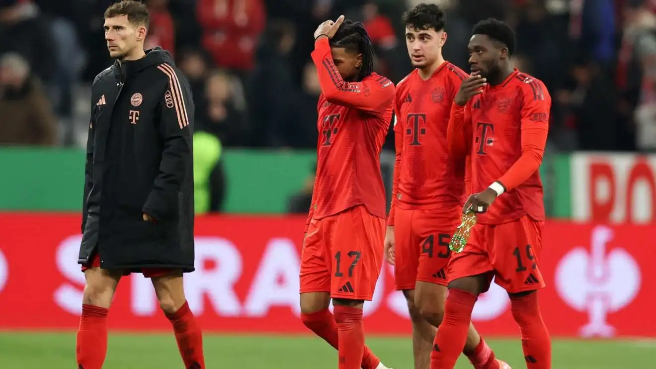 Man Utd transfer blow as Liverpool 'most likely destination' for Ruben Amorim's top target 1 Alphonso Davies wearing his Bayern colleagues after a match
