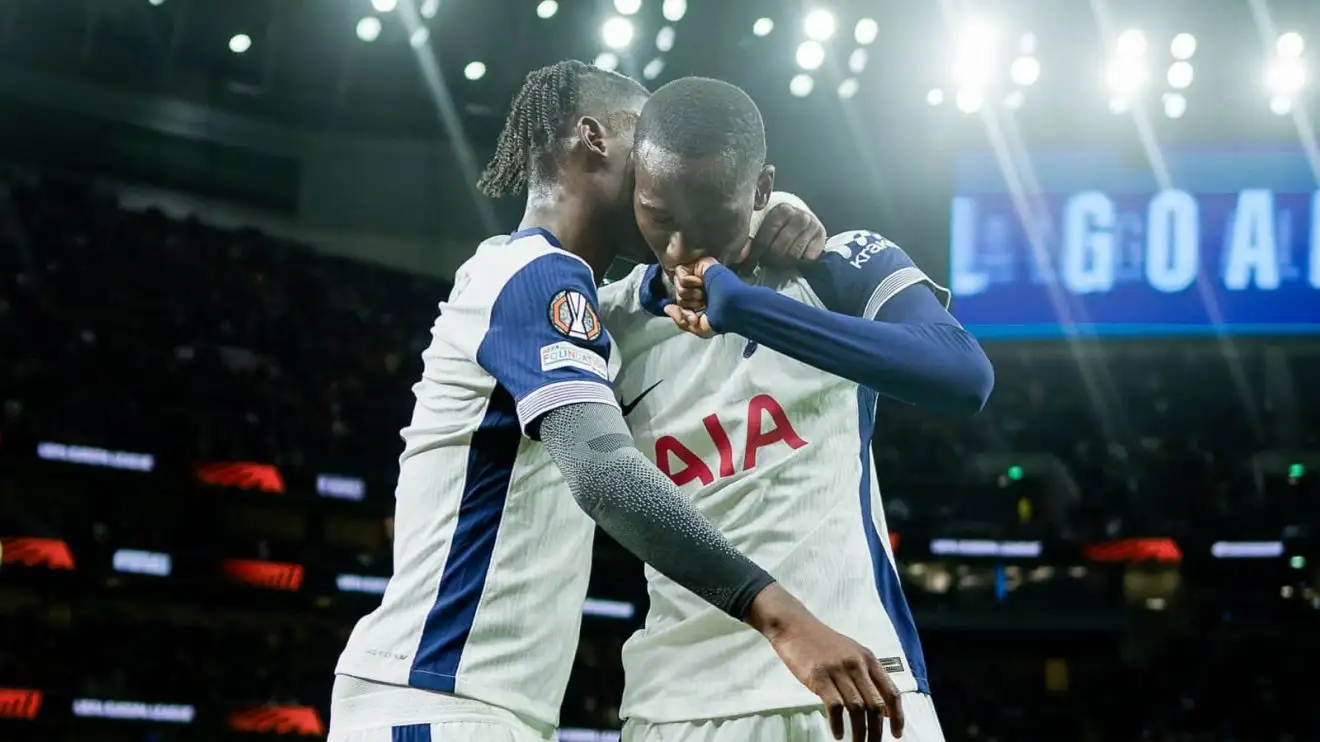 Tottenham duo ripped for being unable to play their own positions, with one having no 'desire' 1 Yves Bissouma, Pape Sarr, Tottenham