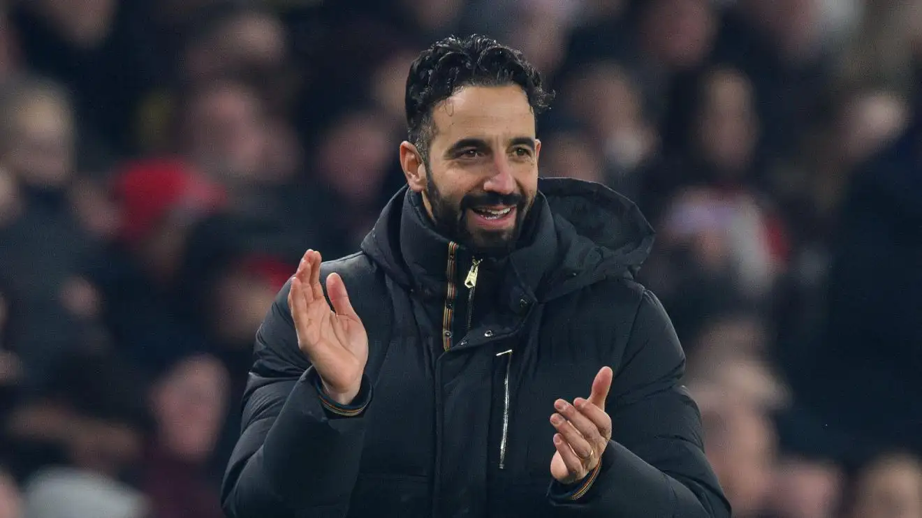 Man Utd transfer: Defender 'completes medical' as Red Devils 'beat' Arsenal to Amorim's first signing 1 Male Utd peak pet doggie Ruben Amorim