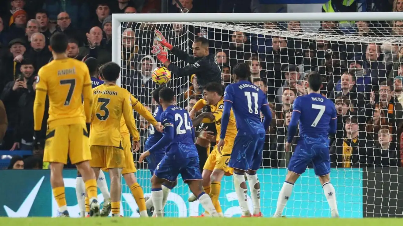 Chelsea v Wolves: Robert Sanchez drops the ball from a corner