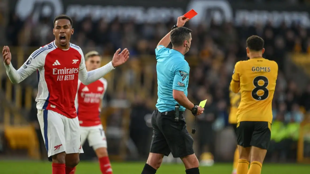 Arsenal: Michael Oliver deemed 'clever' for controversial red card decision in Wolves clash 1 Michael Oliver confirms a red card to Joao Gomes