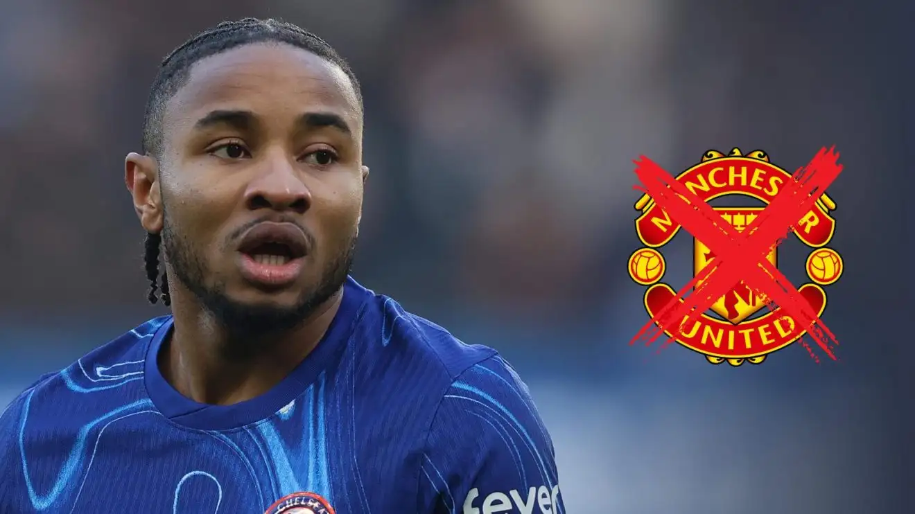 Chelsea star 'had no intention' of joining Man Utd after Red Devils 'make call on Sunday' 1 Chelsea crook Christopher Nkunku through the Person Utd badge under a red cross