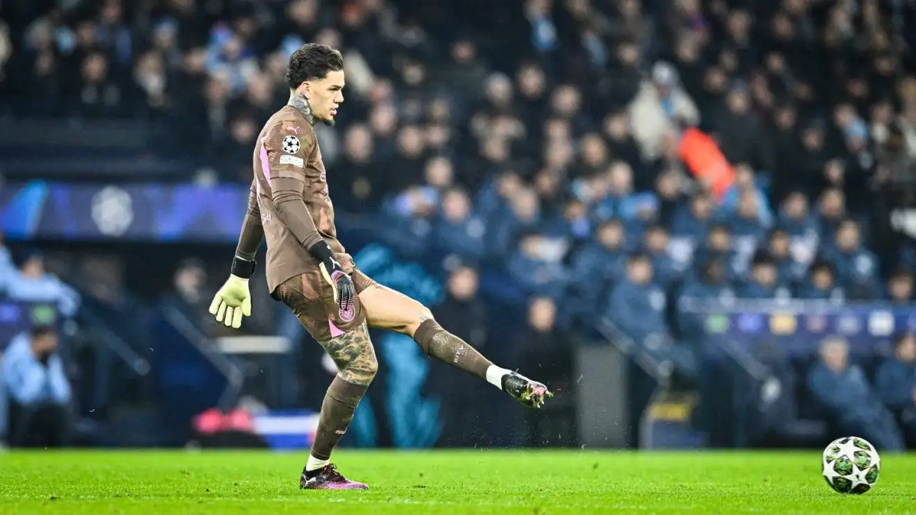 Ederson Manchester City void F365