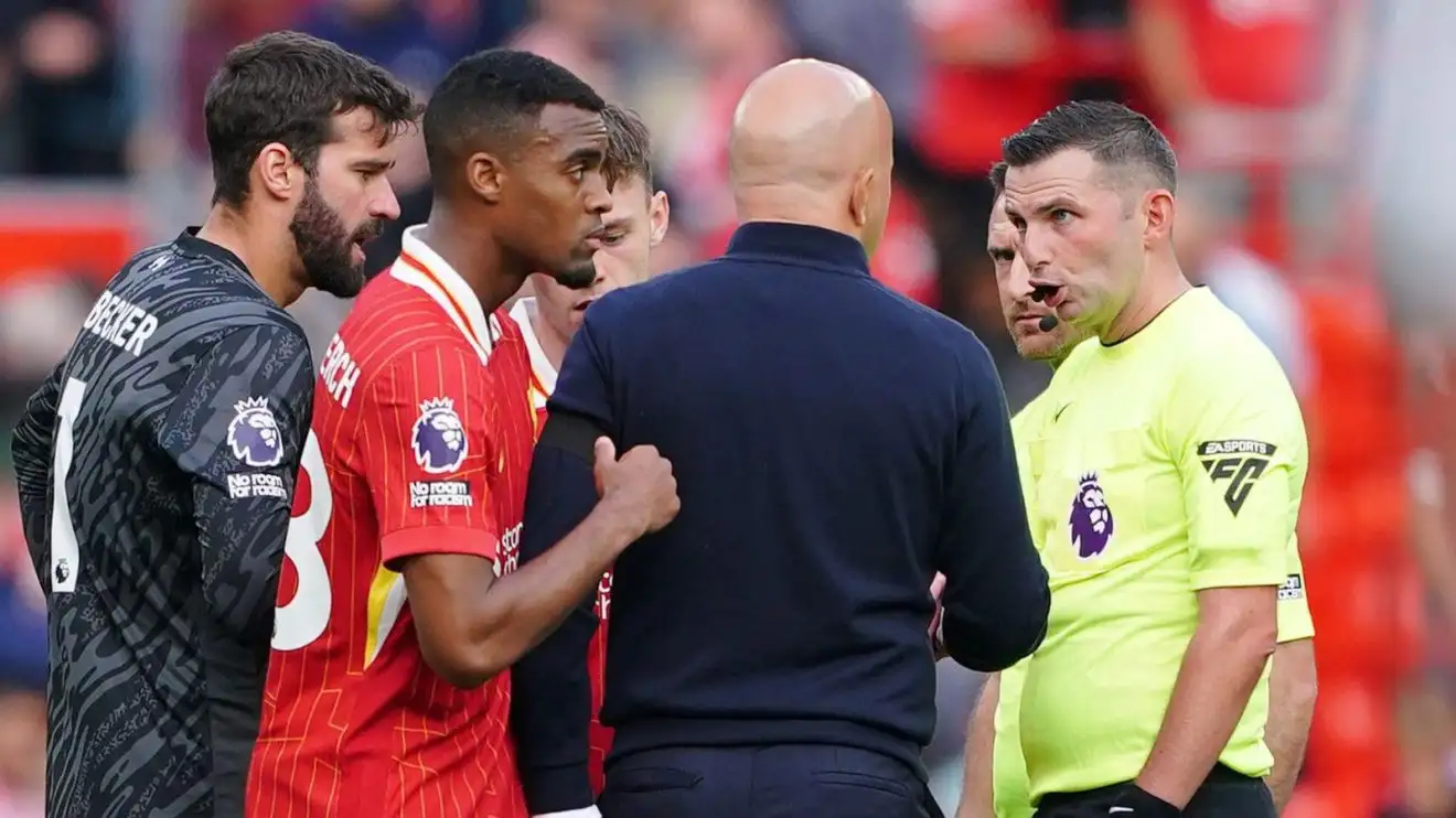 Are Liverpool about to be hit with a points deduction? 1 Liverpool optimal mutt Arne Slot and Michael Oliver