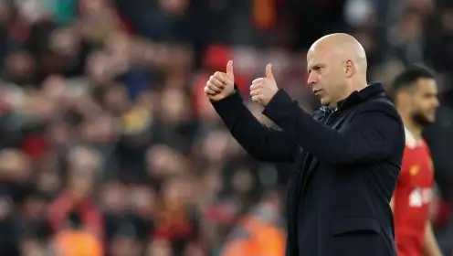 ‘No defender wants to play against him’ – Merson urges Slot to make bold Liverpool call for Newcastle final