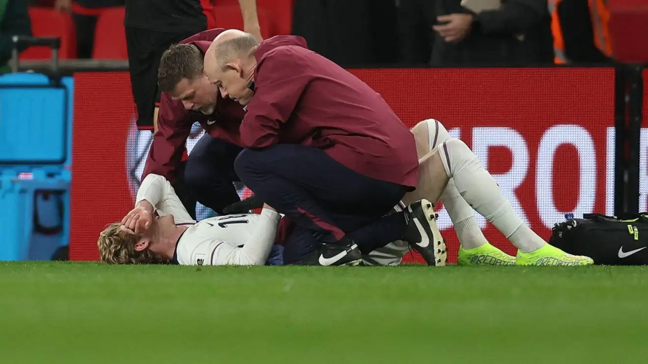 Newcastle star 'withdraws' from England squad after 'worrying' Tuchel update on 'not good' situation 1 Gordon England Newcastle