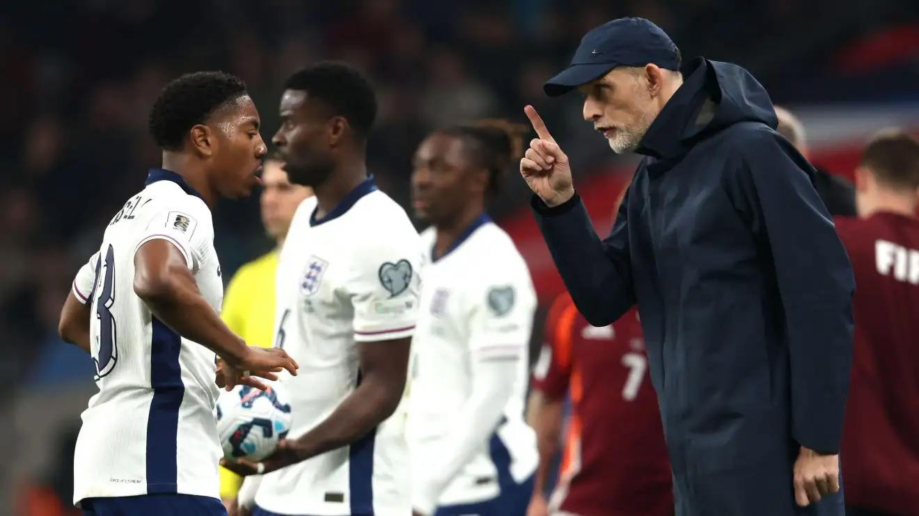Is Tuchel 'starting to regret' calling out Southgate style? 1 England gamer Myles Lewis-Skelly recovers instructions from adviser Thomas Tuchel