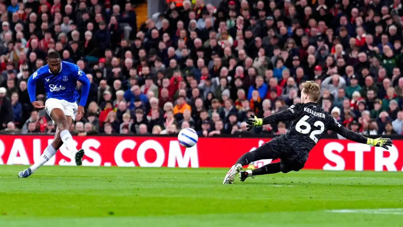 Liverpool fans make this Beto moment mean more... 1 Demba Ba striking the Liverpool write-upward