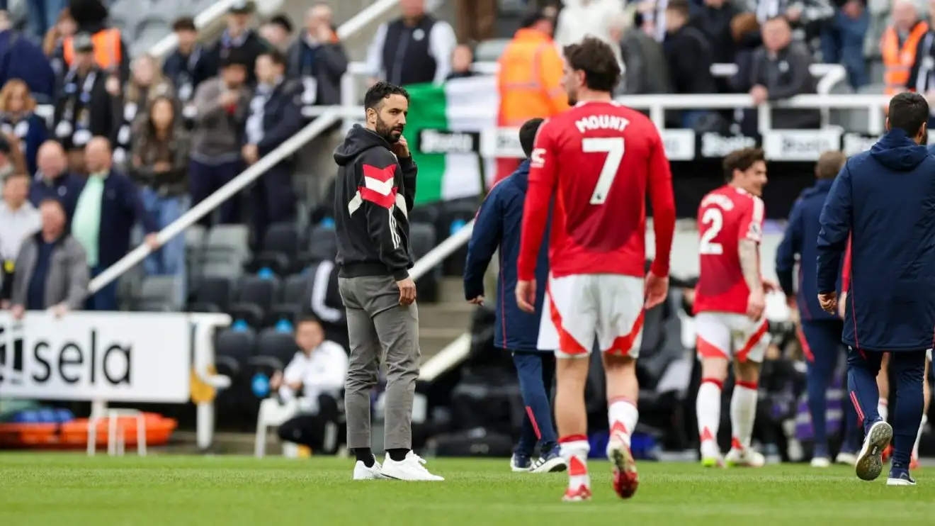 Ruben Amorim blamed for picking player fit for 'Rumbelows against League Two opposition' - Football365 1 Male Utd employer Ruben Amorim looks dejected