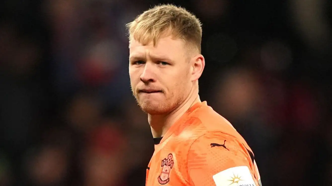 Bitter rivals Man Utd and Leeds United could battle it out for goalkeeper in the transfer window 1 Individual Utd and also Leeds transmit target Aaron Ramsdale