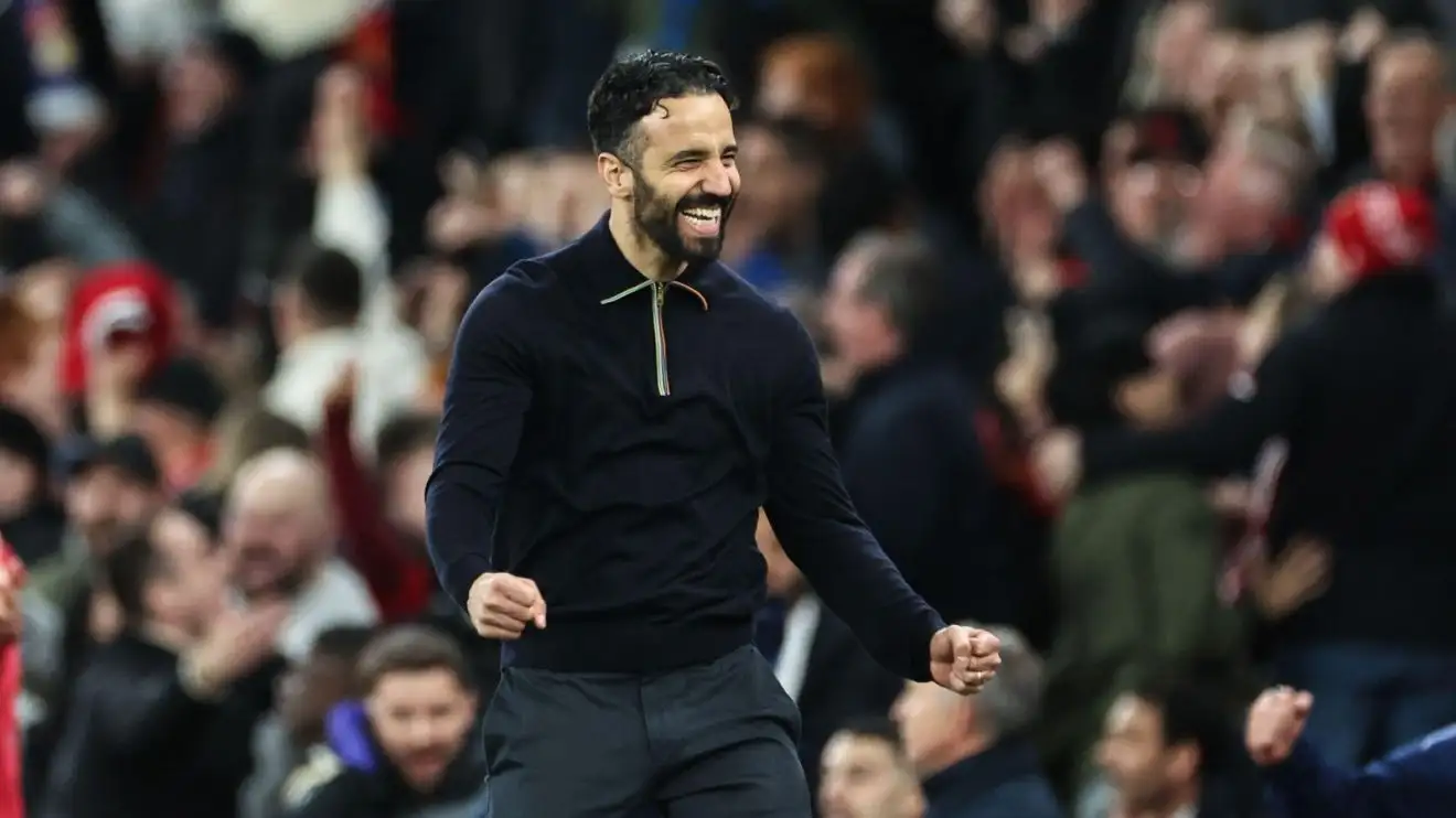 Romano confirms Man Utd are 'closing in' on first summer signing as top target 'accepts project' 1 Guy Utd height pooch Ruben Amorim