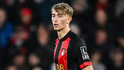 Liverpool, Chelsea braced for bidding war after fresh release clause reveal