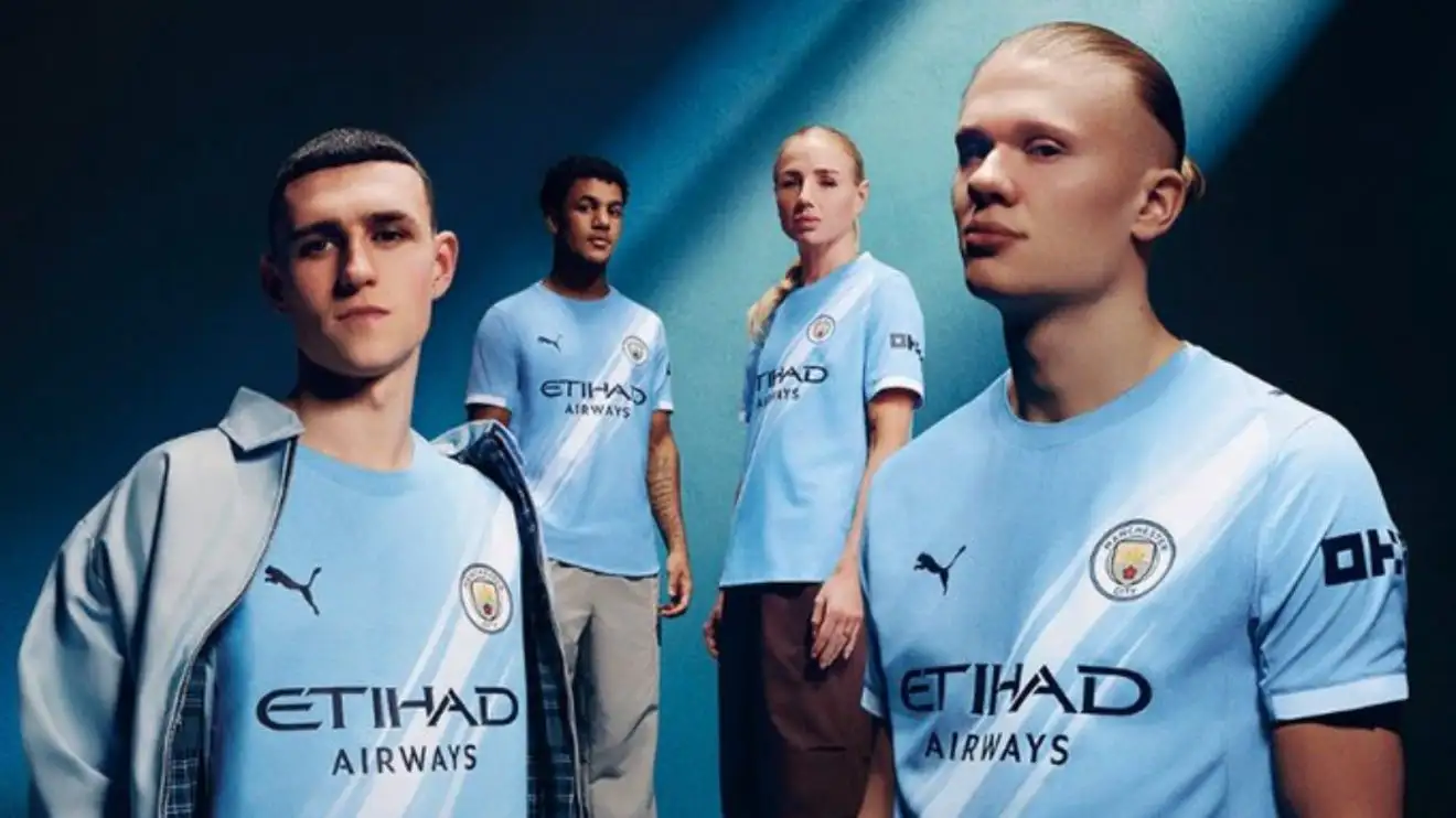 Man City launch a sashy, sexy new home kit 1 Male Municipal set