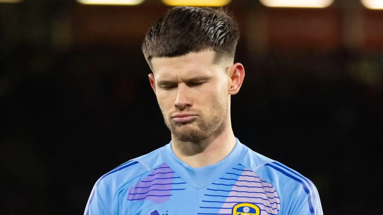 Leeds United given green light to sign title-winning Premier League goalkeeper 1 Liverpool's Caoimhin Kelleher could replace Illan Meslier at Leeds