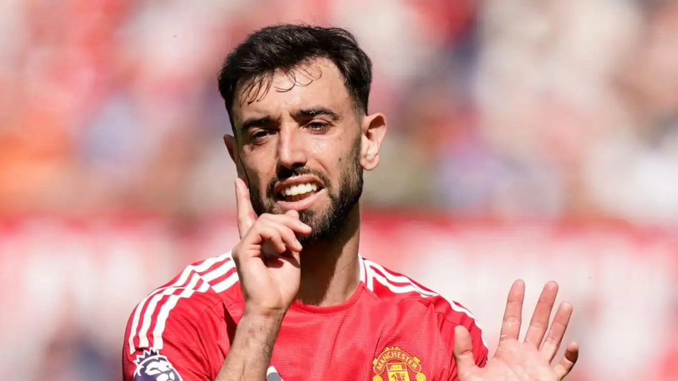 Fernandes sale key to striker transfer as Man Utd could still beat Arsenal to Sesko deal 1 Male Utd midfielder Bruno Fernandes